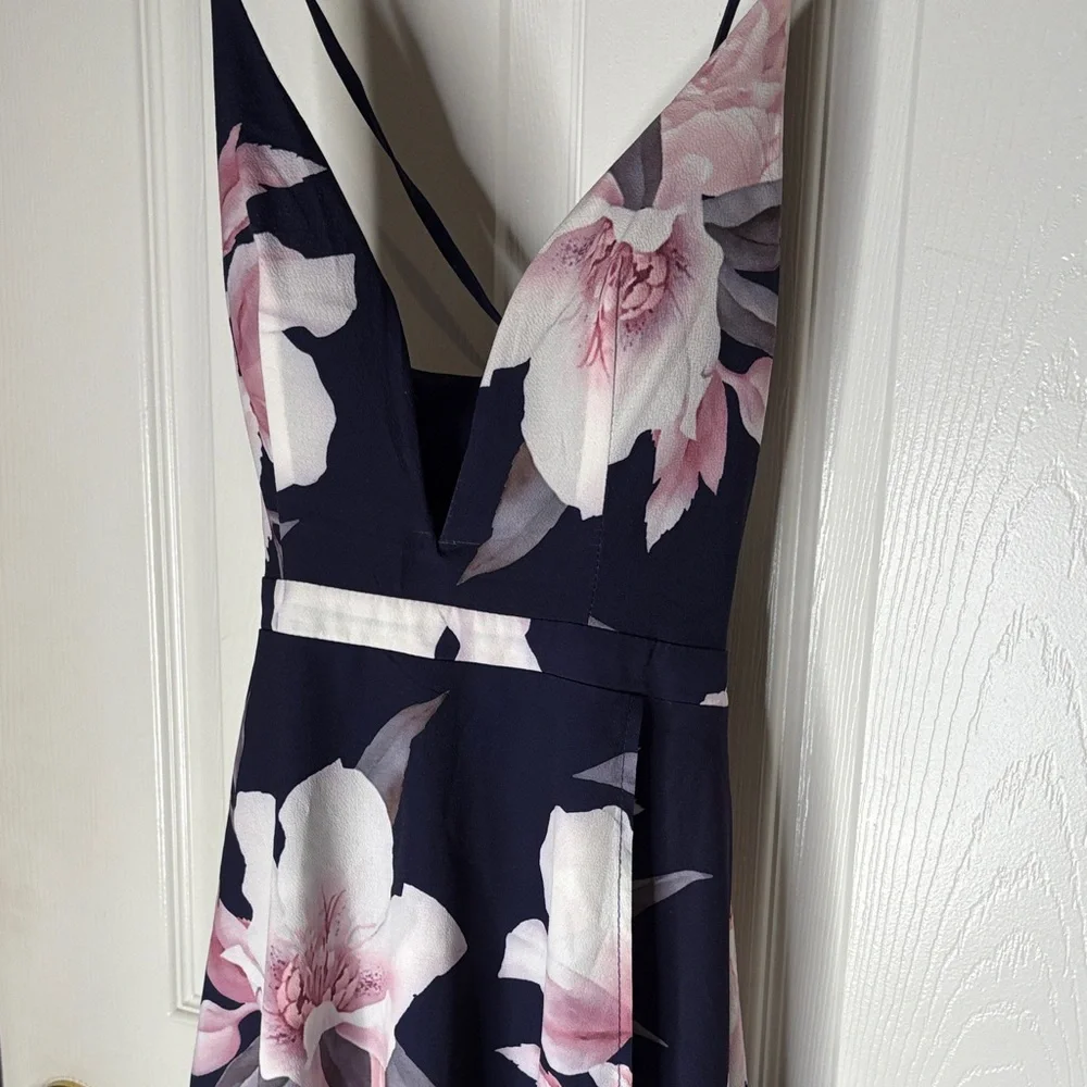 Luxxel Floral High-Low Boho Maxi Dress in Navy Pink White Flowers Hi-Lo Size S - Picture 2 of 6